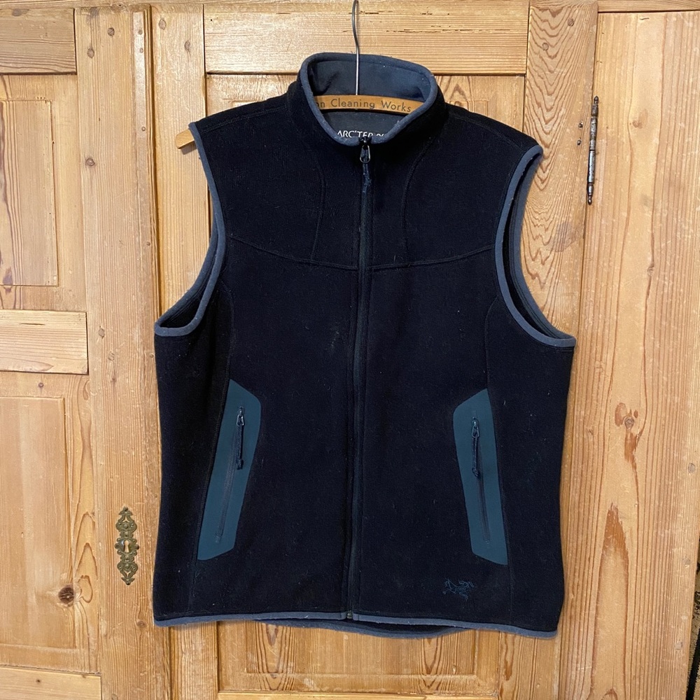 Arcteryx covert sweater vest black zip up
